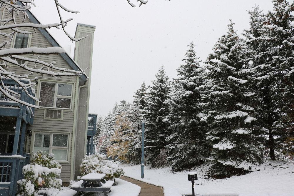 Blue Mountain Suites Lodge *